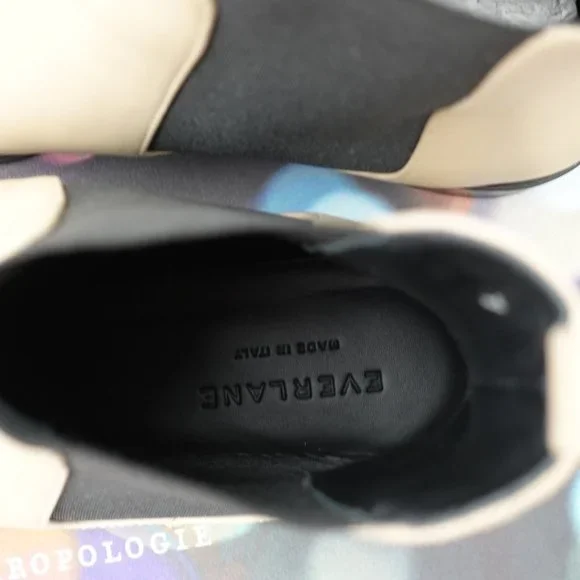 The Italian Leather Square Toe Chelsea Boot - Picture 2 of 7